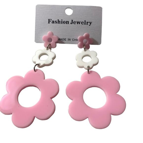 Bohemian Vintage Acrylic Triple FLower Dangle Drop Earrings Pink - Picture 1 of 5